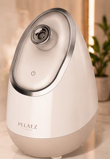 Pelaez AURA facial steamer in white and silver